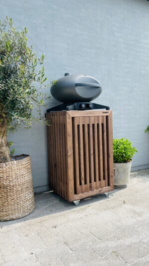 Altan Grillbord med Gasflaskeskjuler | Brunbejdset | 65.5 cm / Uden Topplade