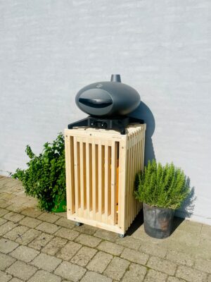 Altan Grillbord med Gasflaskeskjuler | Nye Traller | 52.5 cm / Uden Topplade