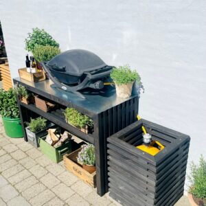 Gasflaskeskjuler | Sortbejdset | Med Låg