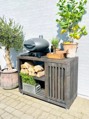 Luksus Grillbord med Gasflaskeskjuler | Sortbejdset | 65.5 cm / Uden Topplade / 215 cm